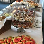 Hotel 2t Artgenossen *