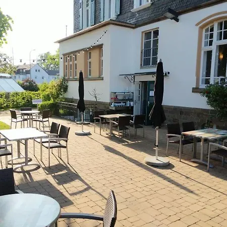 2t Artgenossen * 林德拉