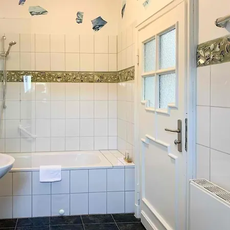 Hotel 2t Artgenossen *