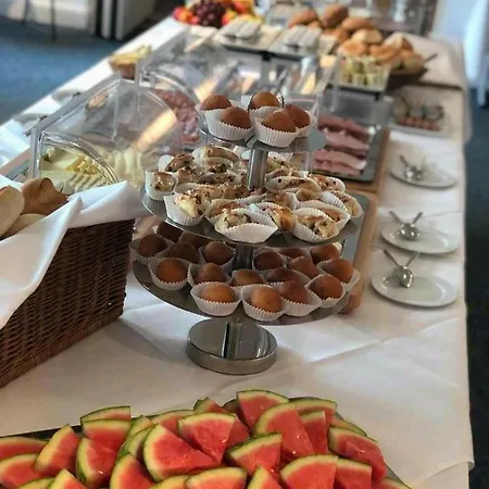 酒店 2t Artgenossen *