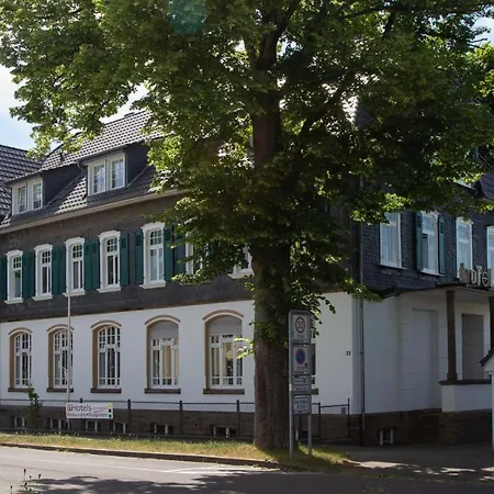 2t Artgenossen 酒店 *